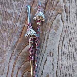 2 Pc. ATM Card Clip/Roach Clip And Wax Carving Tool Set